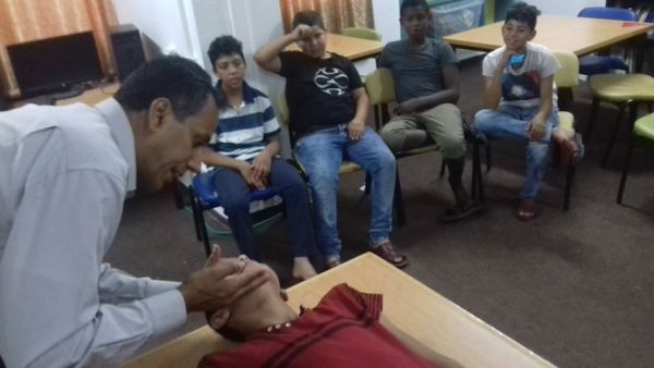 تنظيم دورة إسعاف أولي في القسم الداخلي