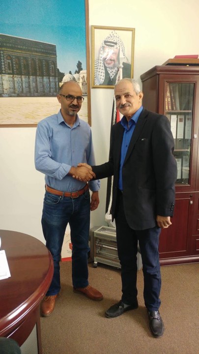 الأستاذ مؤيد الحلو يستقبل الفنان حسام أبو عيشة